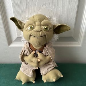 Disney, Star Wars , talking Yoda Plush, 9” tall